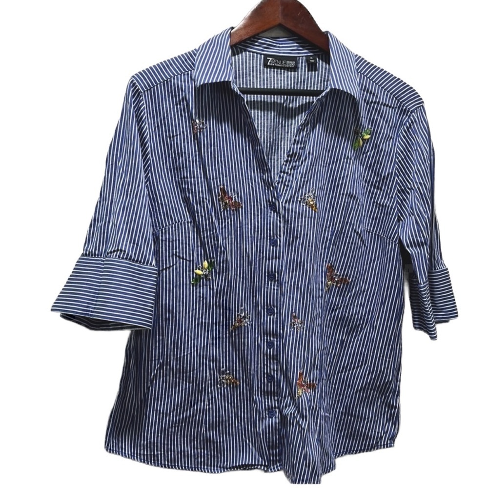 7th avenue design studio New York & company Gem embellished blouse size XL